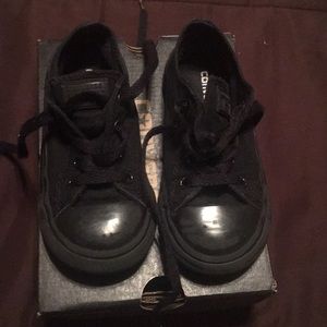 Unisex Black Toddler Converse Size 8